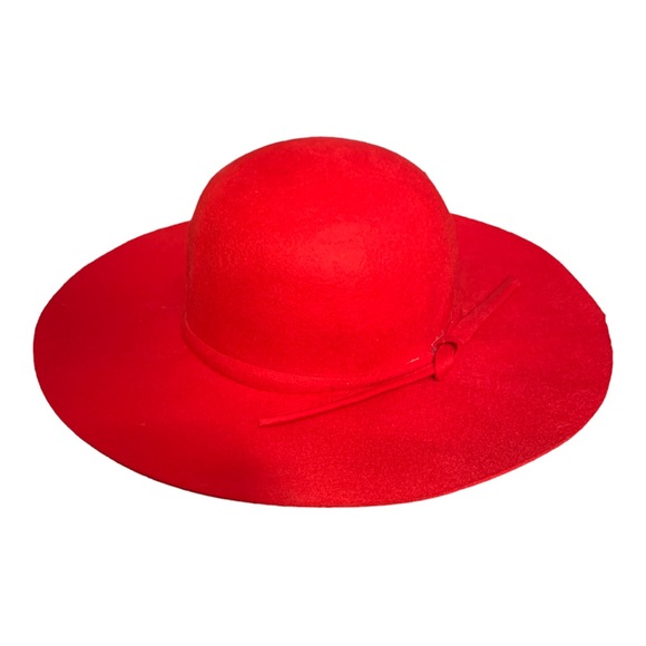 Wool flappy Hat💃🏾 - Picture 9 of 11